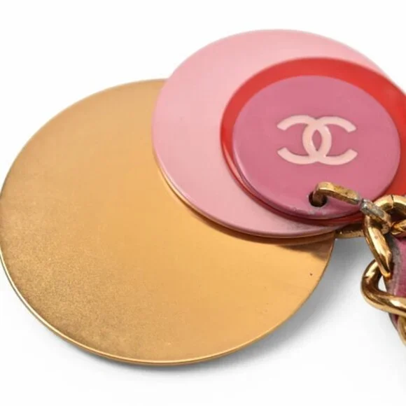 CHANEL Authentic Pink Logo Bracelet - Picture 5 of 7